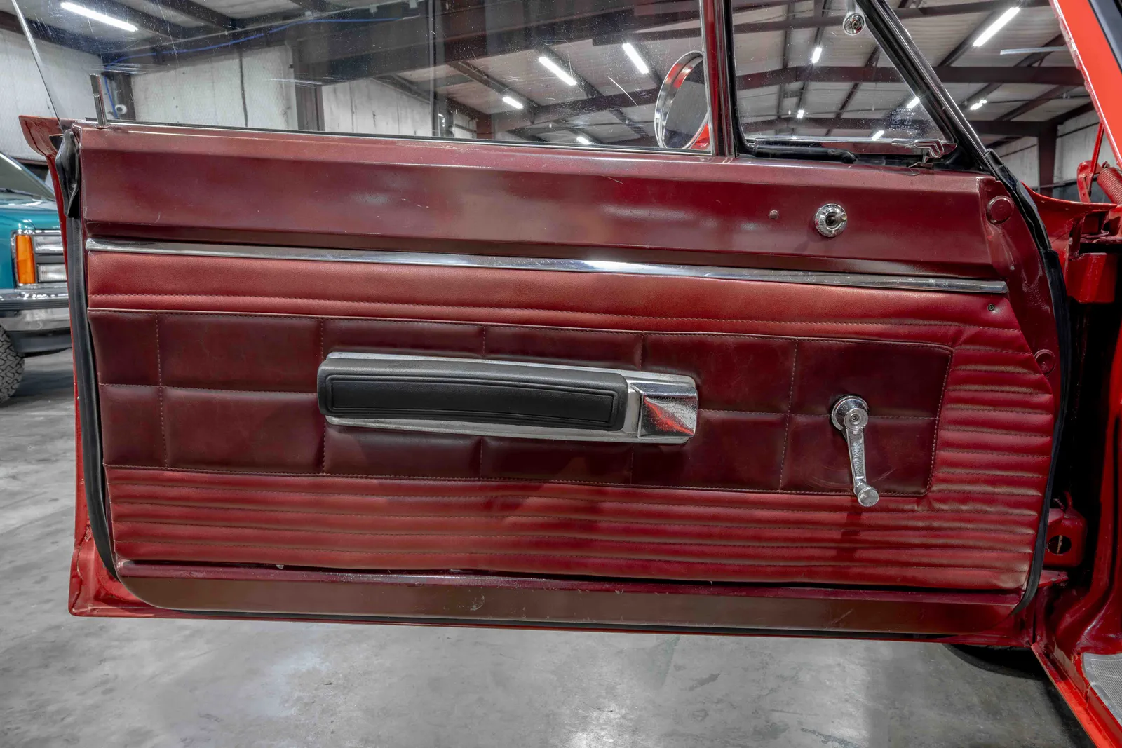1968-Plymouth-Roadrunner- Red-RM21H8A251135-44.jpg